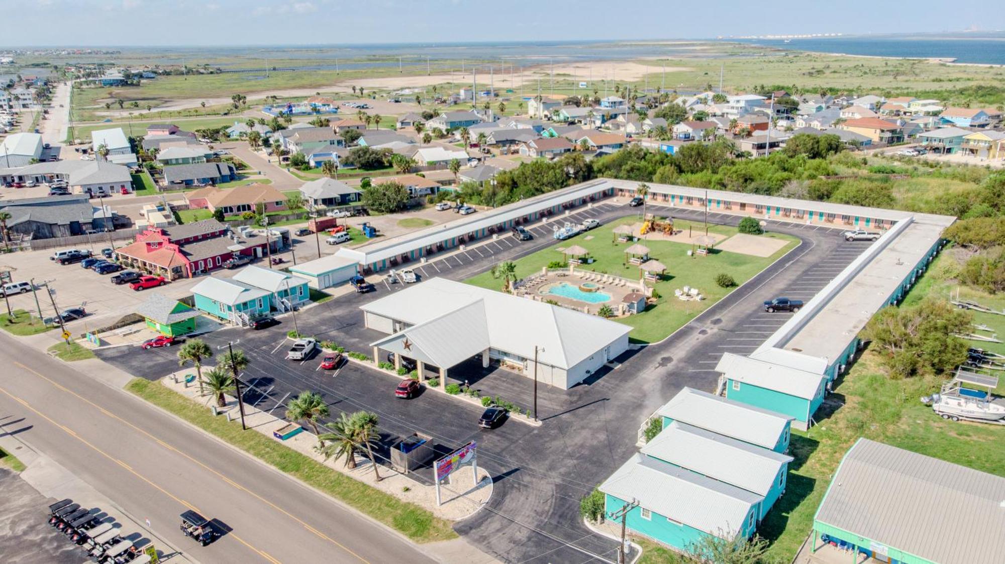 Shark Reef Resort Motel & Cottages Порт-Аранзас Экстерьер фото