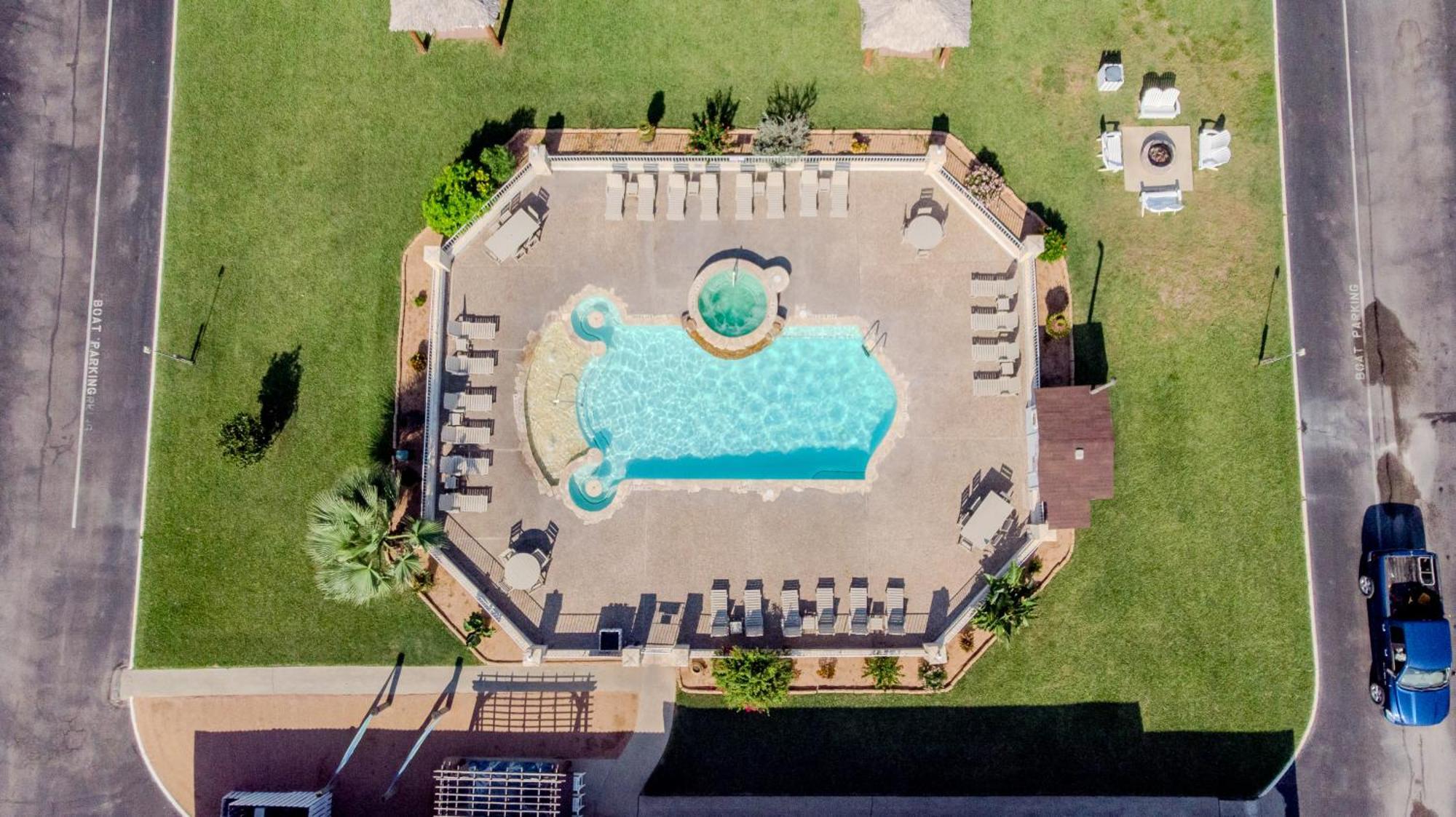 Shark Reef Resort Motel & Cottages Порт-Аранзас Экстерьер фото